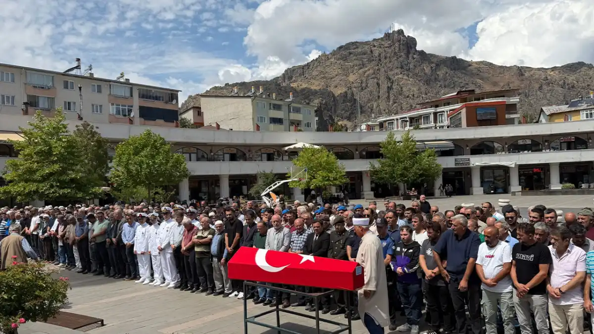 Giresunlu Uzman Çavuş Gökberk Gürler son yolculuğuna uğurlandı
