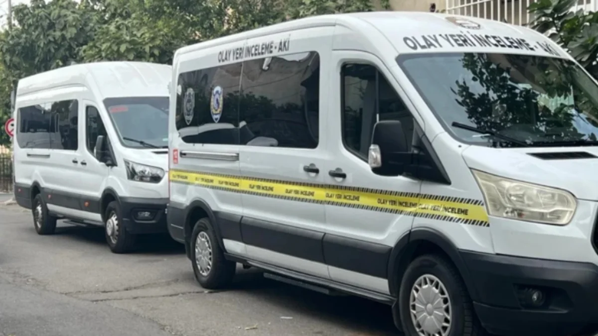 Kan donduran olay! Annesini öldürüp çöpe attı