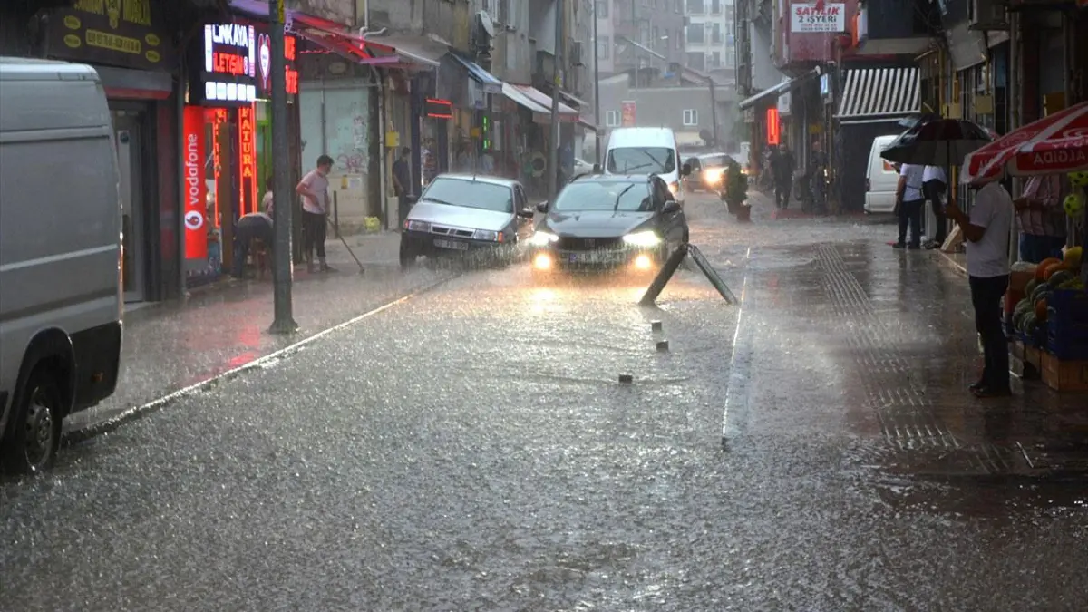 Karadeniz’de yağış rekoru geldi, Trabzon neden geride kaldı?