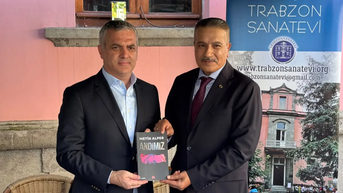 Metin Alper’in ‘Andımız’ kitabı Trabzon’da okurlarla buluştu