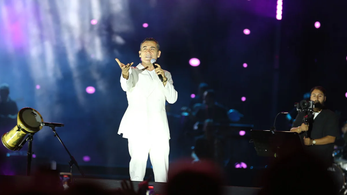 Ordu Kültür Yolu Festivali’nde Ferhat Göçer sahne aldı