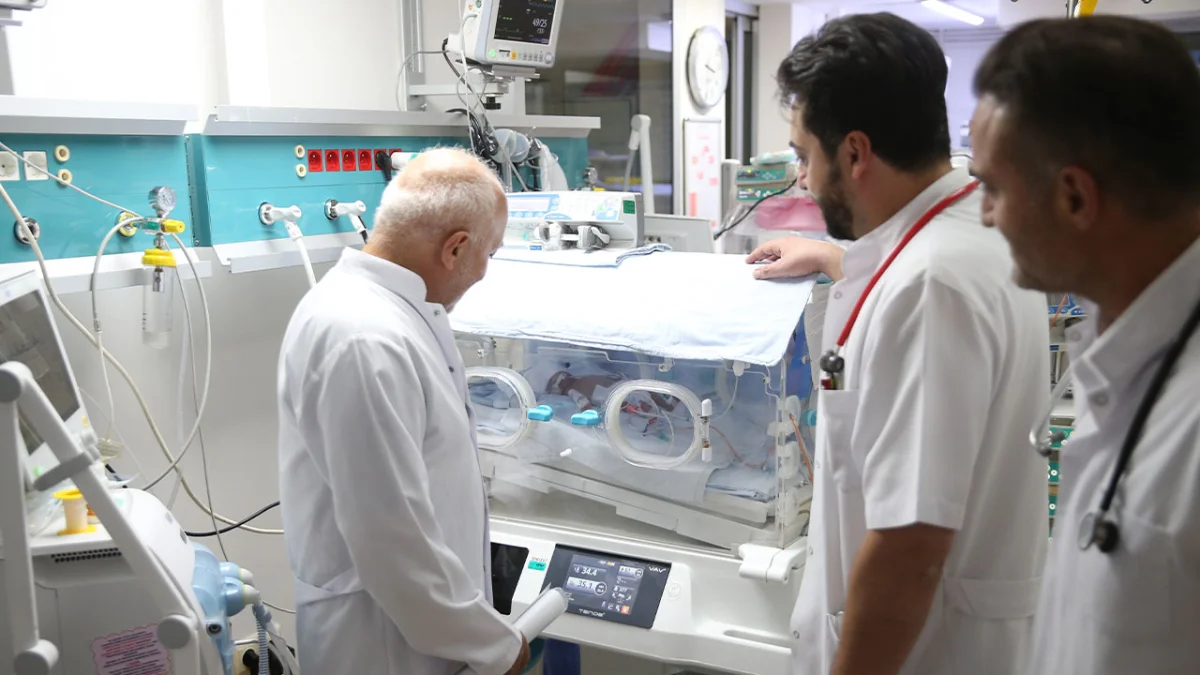 Ordu’da 610 gram doğan prematüre bebek ameliyat edildi