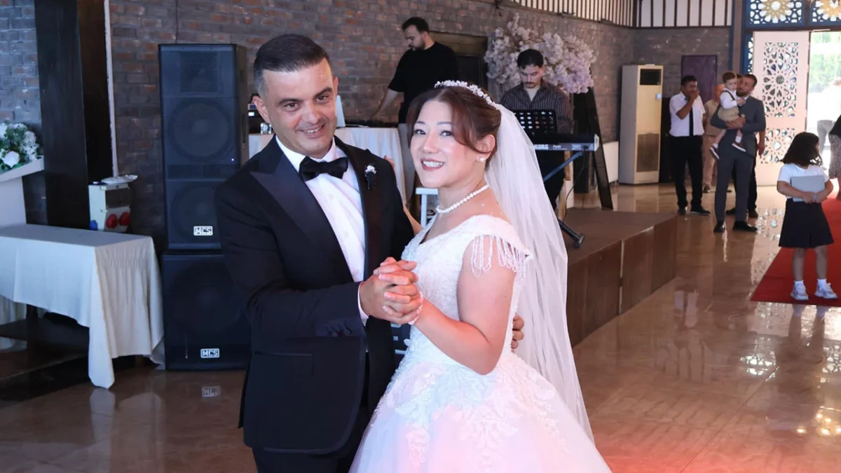 Ordu’da Japon gelinli düğün renkli görüntülere sahne oldu