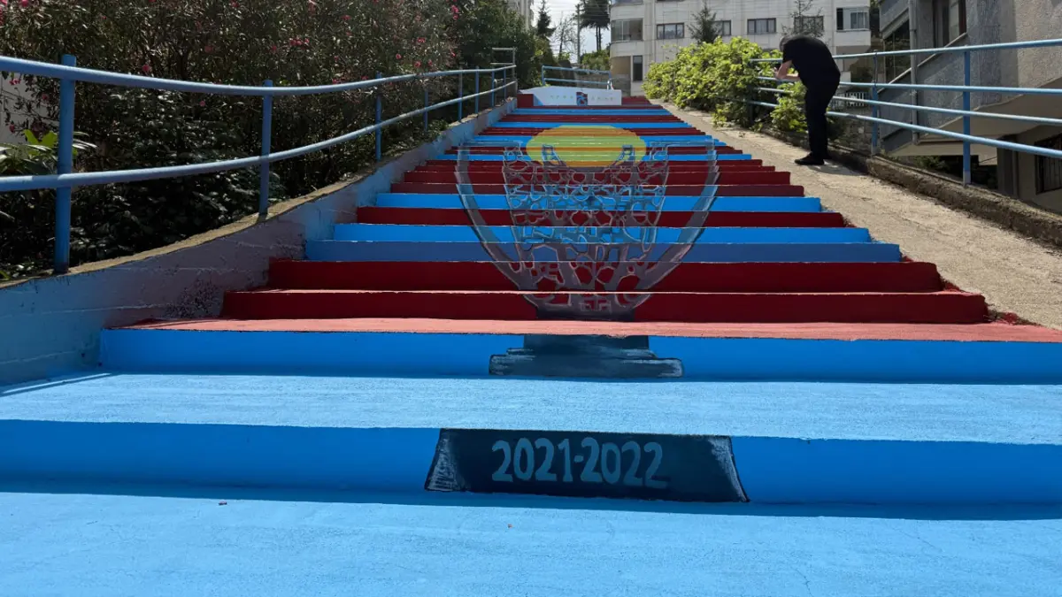 Ortahisar sokakları bordo-maviye bürünüyor! Çalışmalar sürüyor