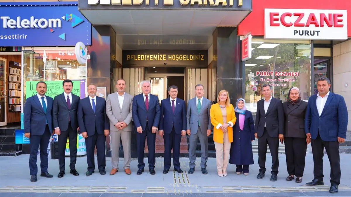 TİHEK Başkanı Vasip Şahin Bayburt’ta temaslarda bulundu