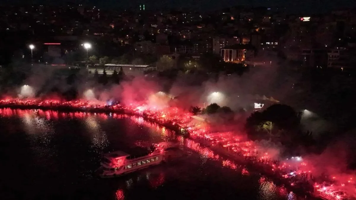 Trabzon Büyükşehir ve Ortahisar Belediye Başkanlarından Trabzonspor İçin 59. yıl mesajı