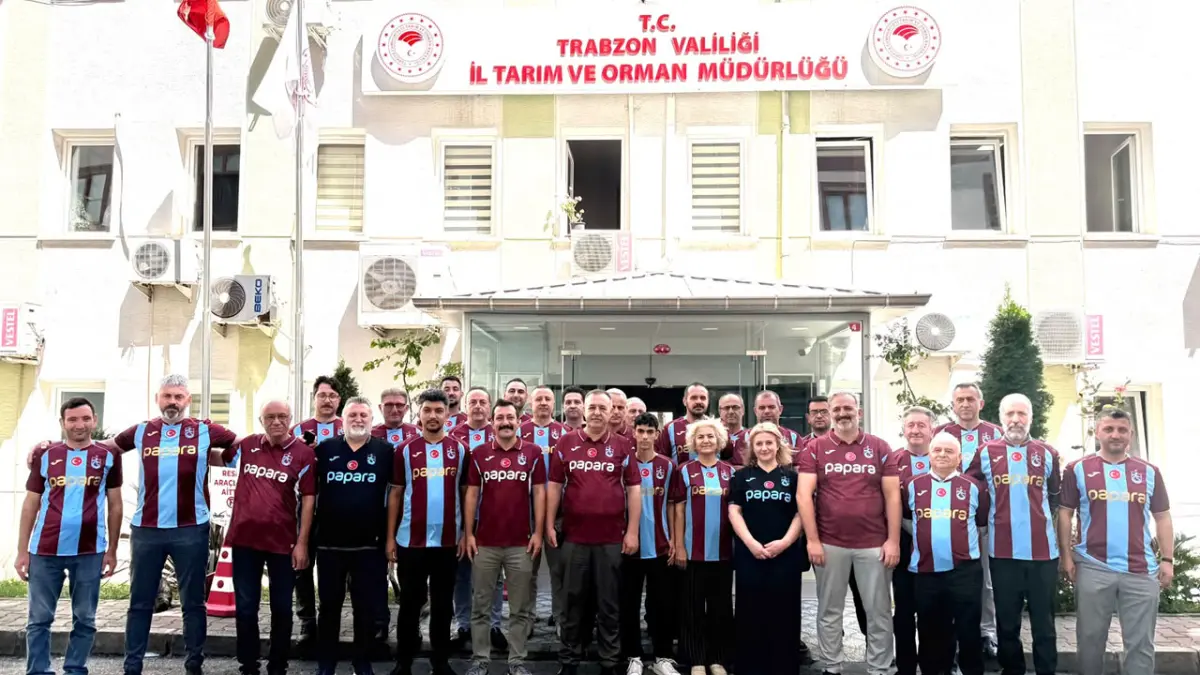 Trabzon İl Tarım ve Orman Müdürlüğü’nden Trabzonspor’a 61 forma!