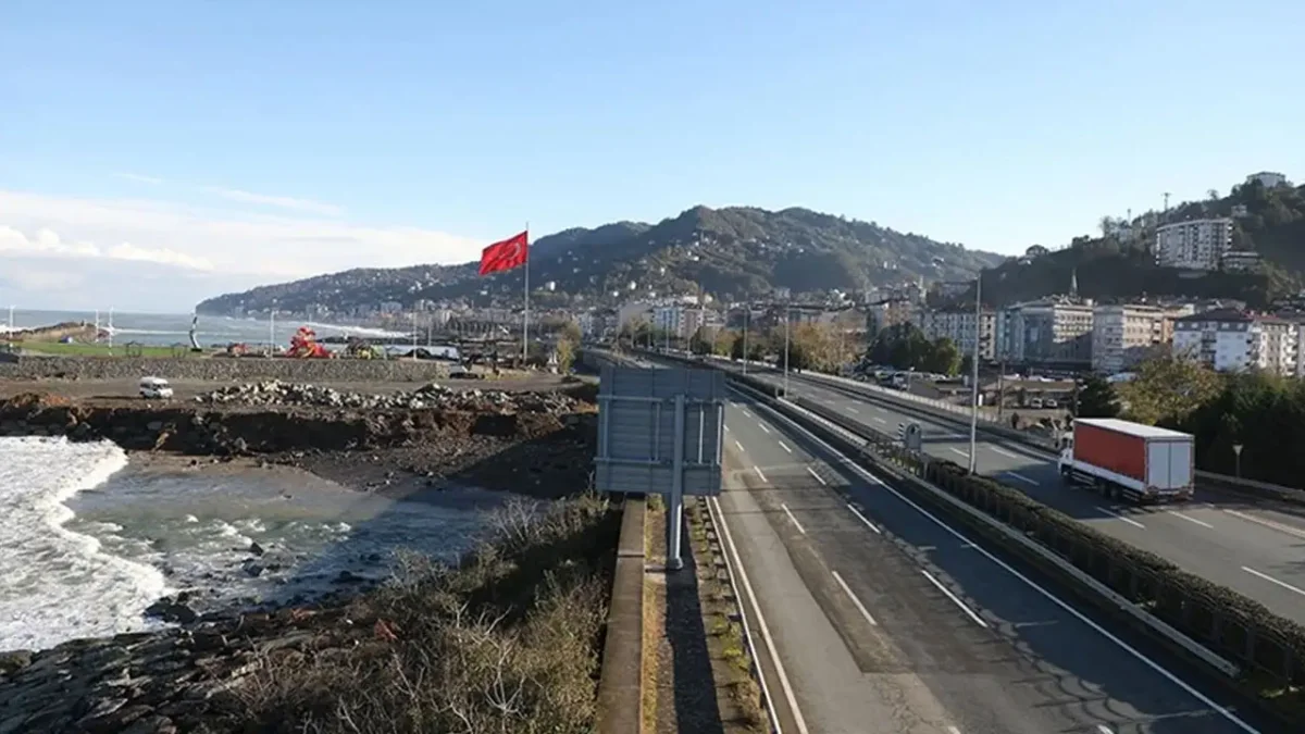 Trabzon-Rize yolunda dikkat! Ulaşımın yönü değiştirildi
