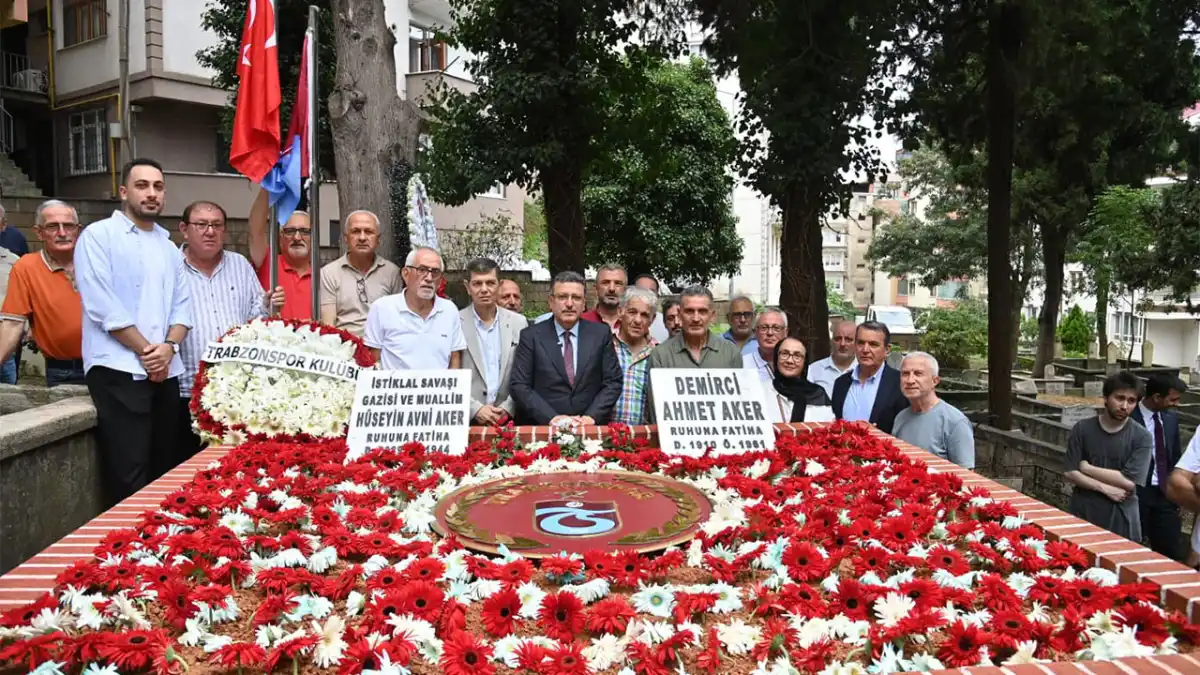 Trabzon’da Hüseyin Avni Aker için 82. yıl anması