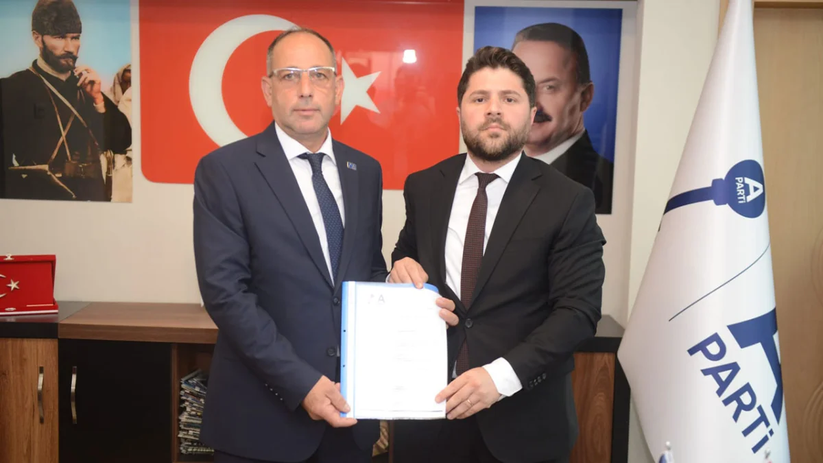 Trabzon'da ilçe başkanı değişti, yerine atanan isim belli oldu