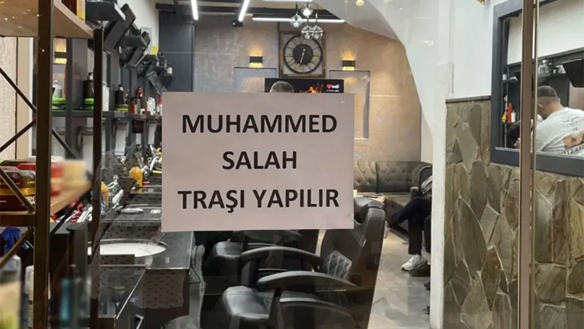 Trabzon'da Salah çılgınlığı! Trabzonlu berberden dikkat çeken hamle