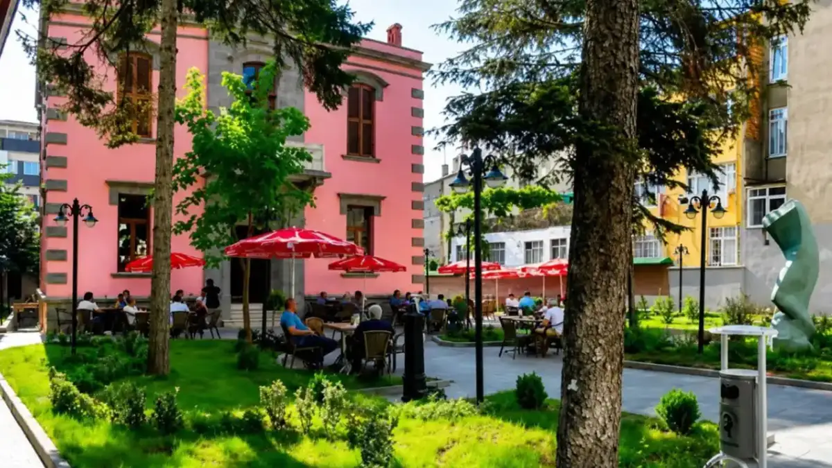 Trabzon'da sanat camiasını ayağa kaldıran iddia! Sanat Evi'nin geleceği merak konusu