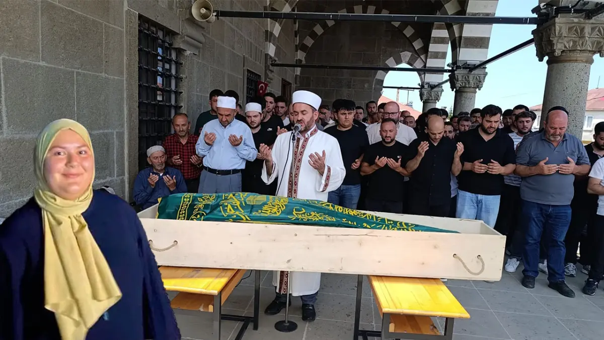 Trabzon'daki ATV kazasında hayatını kaybeden genç kadın defnedildi