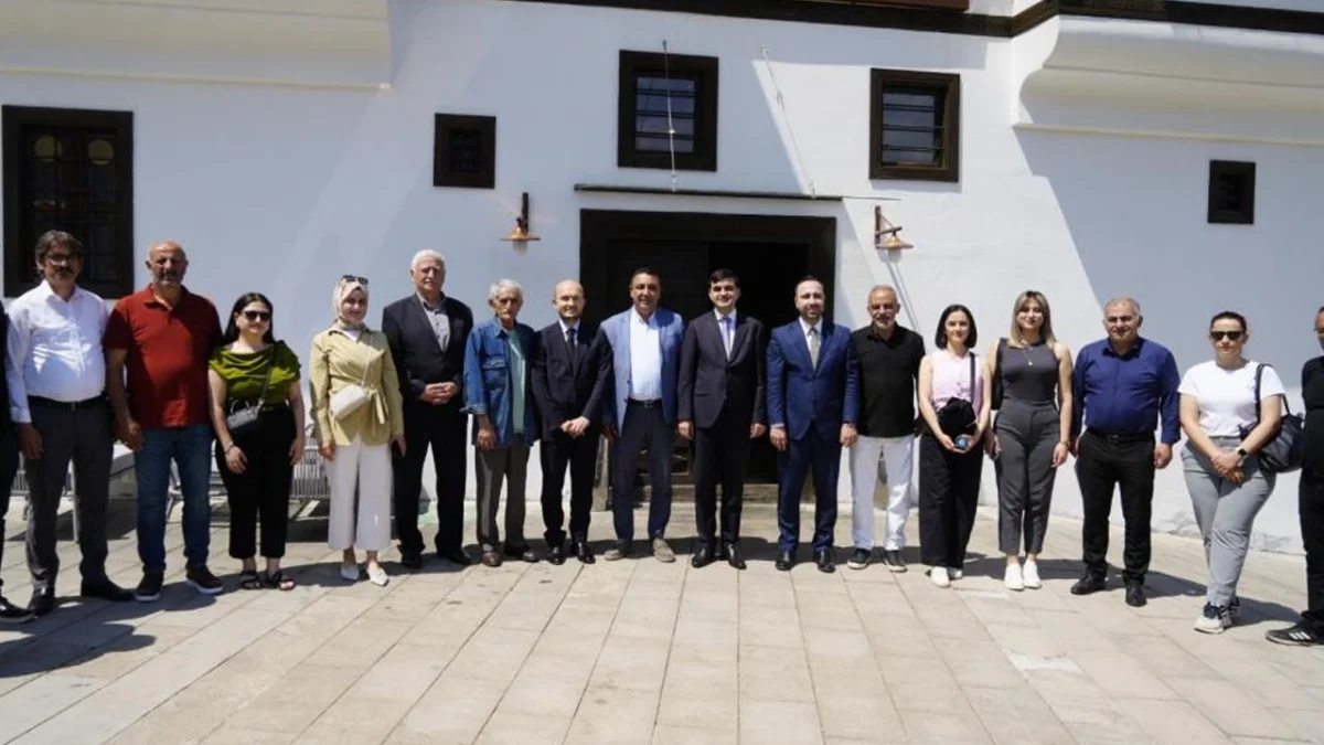 Trabzon’dan Gümüşhane’deki basın buluşmasına önemli katılım