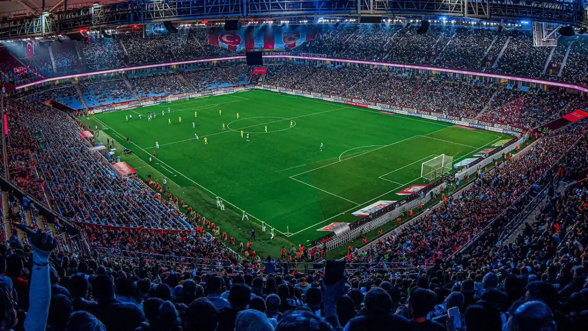 Trabzonspor-Başakşehir maçının biletleri satışta! Fiyatlar belli oldu