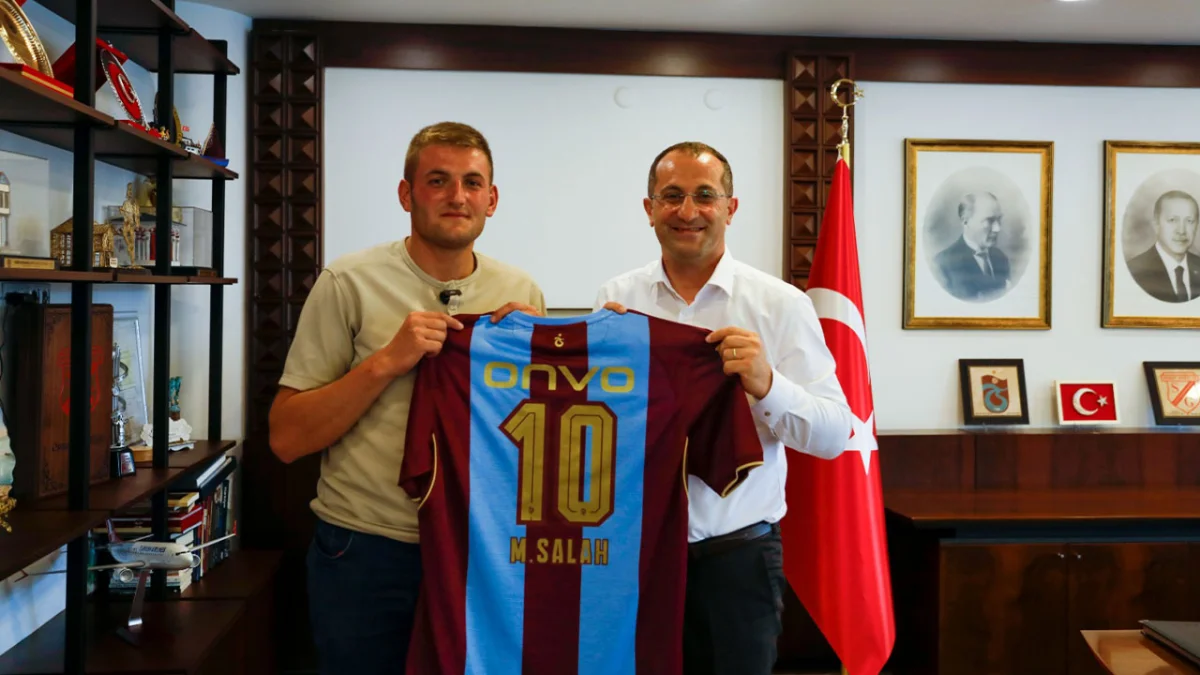 Trabzonspor sevgisiyle gündem olmuştu Başkan Ekim'den özel davet