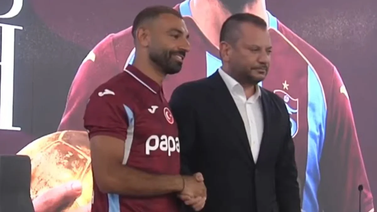 Trabzonspor’da Ertuğrul Doğan’a sevgi seli! Papara Park “Büyük başkan” diye inledi