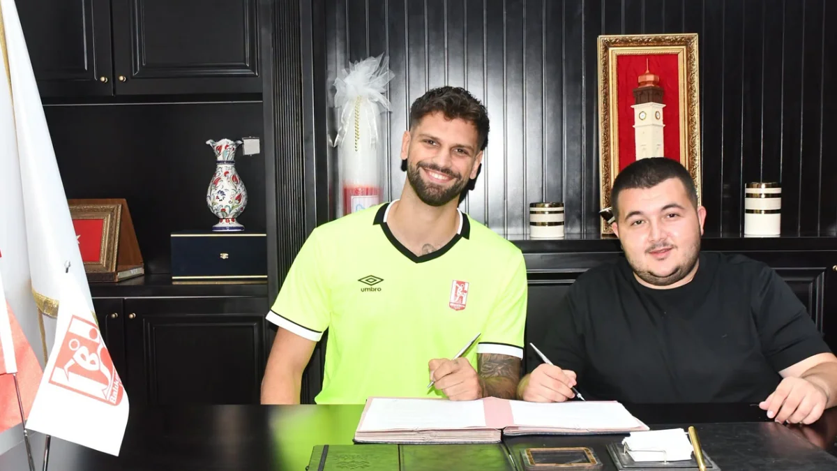 Trabzonspor’un eski kalecisi Arda Akbulut’un yeni adresi belli oldu!