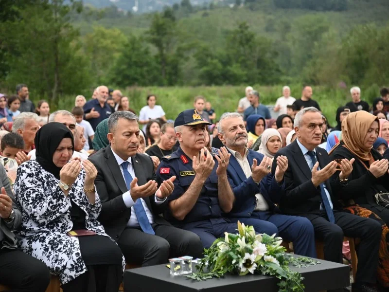 Trabzon’un Fethinin 565’inci yılı kutlamalarla taçlandı