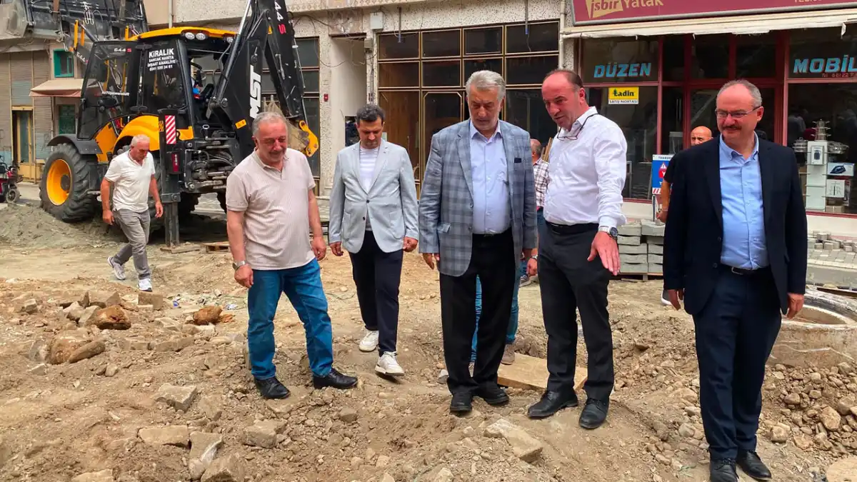 Vehbi Koç’tan Trabzon’da üç günde 7 ilçelik saha mesaisi