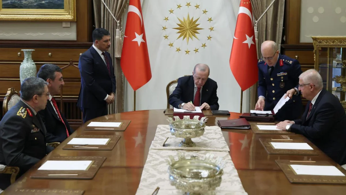 Yüksek Askeri Şura kararları açıklandı: Yeni terfi ve atamalar belli oldu