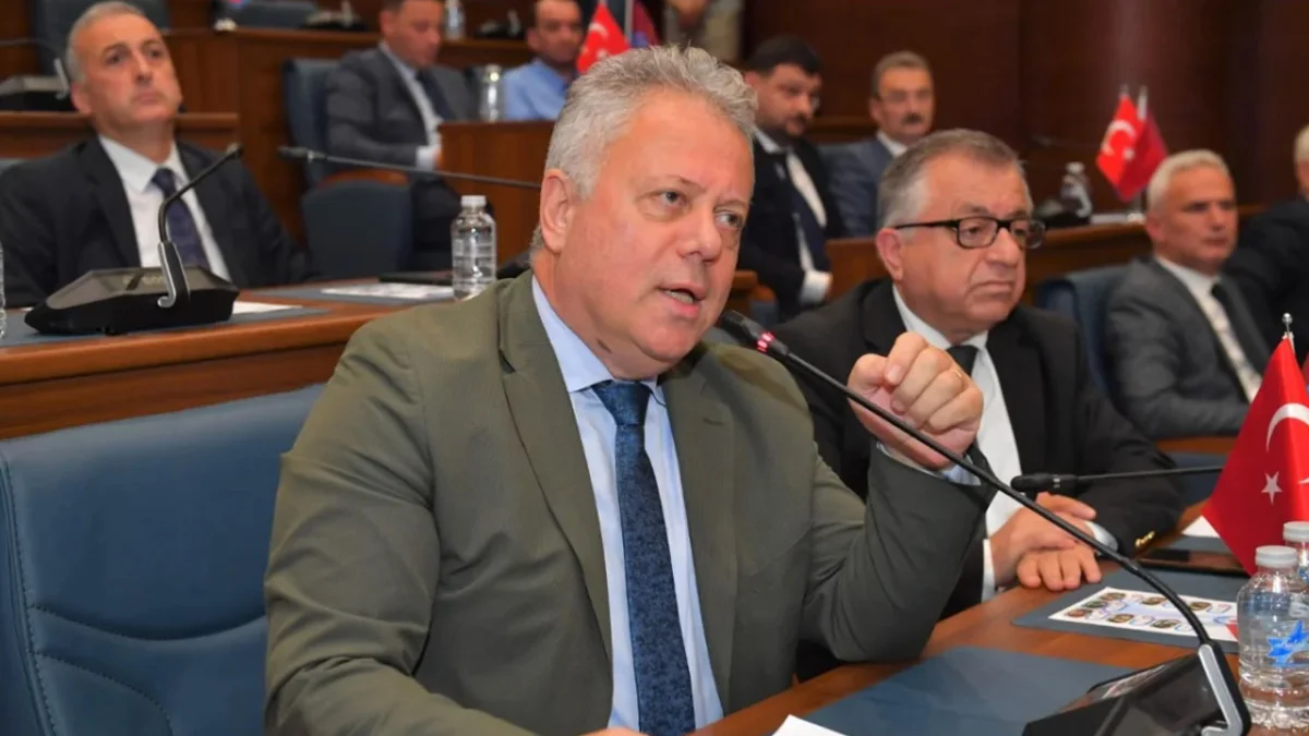 Zorlu’nun Ortahisar Belediyesi’ndeki geleceği merak konusu
