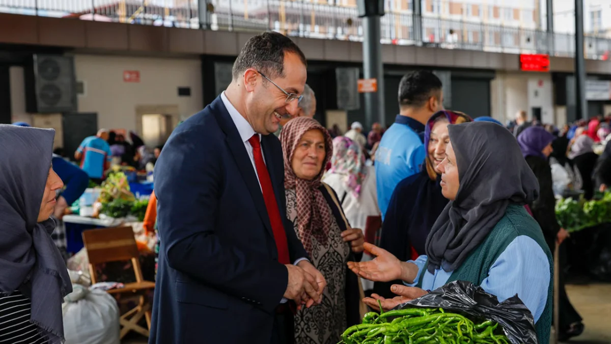 Akçaabat Belediye Başkanında pazar esnafına ziyaret "Akçaabat’ın sıcaklığı da burada"
