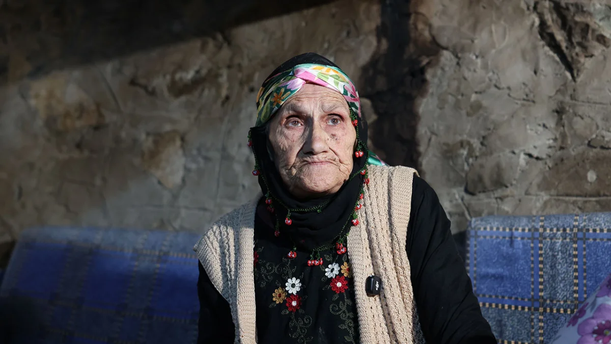 Ayder Yaylası’nda 109 yaşındaki Sabriye nineye sağlık ekipleri yetişti