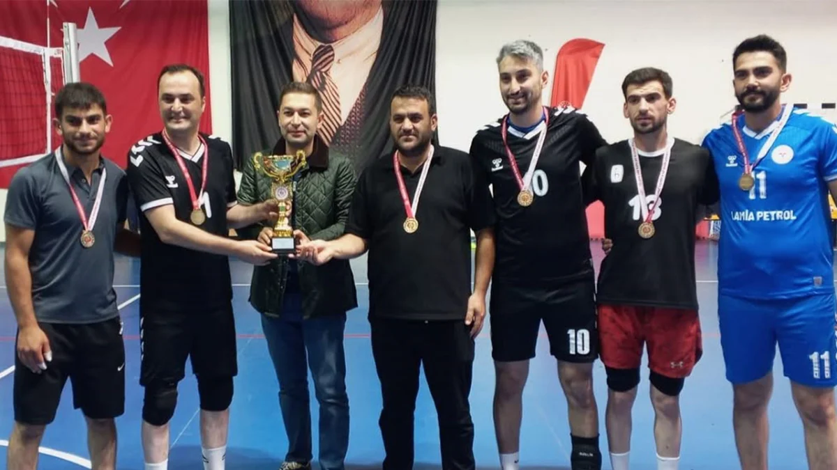 Aydıntepe’de 30 Ağustos Zafer Kupası’nın şampiyonu belli oldu