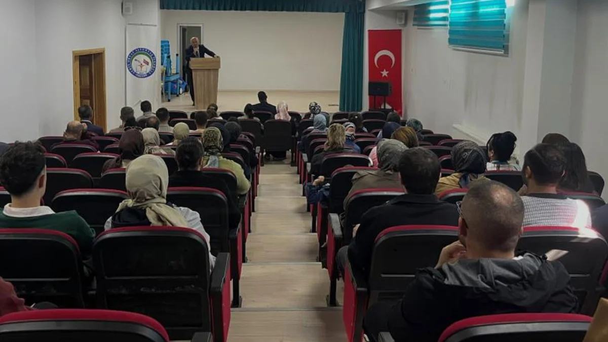 Aydıntepe’de yeni eğitim yılı öncesi zümre toplantısı yapıldı