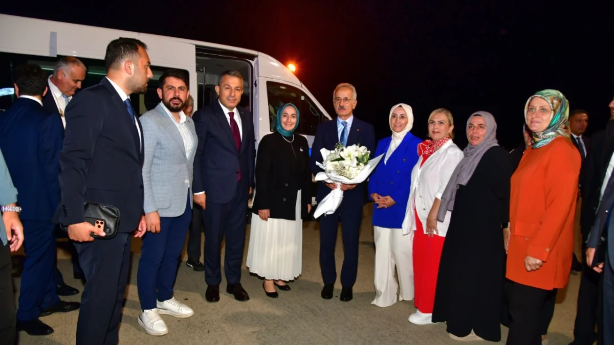 Bakanlar Trabzon’a geldi! Murat Kurum ve Abdulkadir Uraloğlu Trabzon’da!
