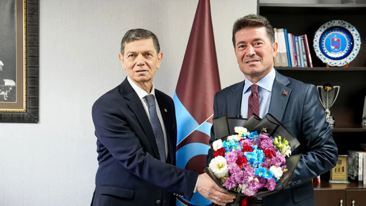 Başkan Kaya, Trabzonspor Divan Kurulu Üyesi oldu