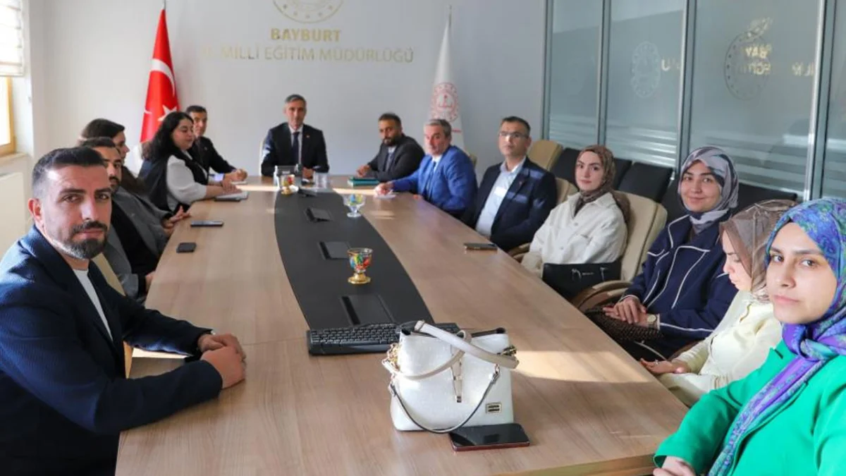 Bayburt’ta öğrenciler için önemli toplantılar gerçekleştirildi