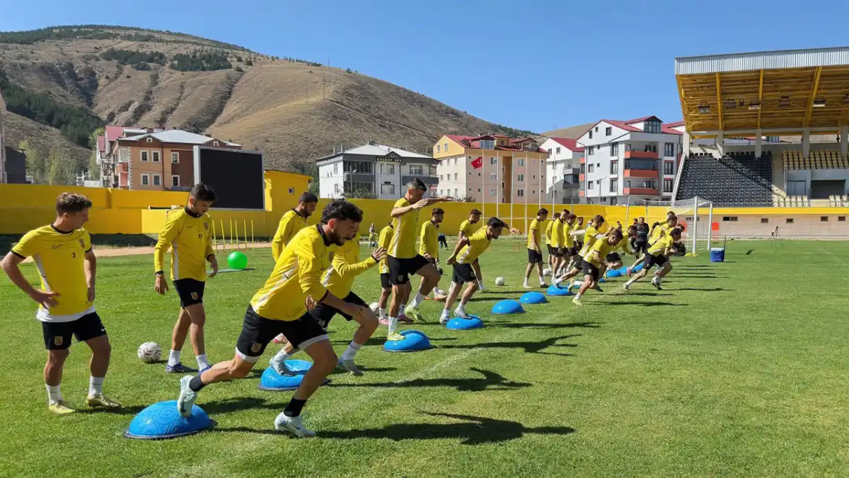 Bayburtspor’da profesyonel lig hedefi için yoğun mesai