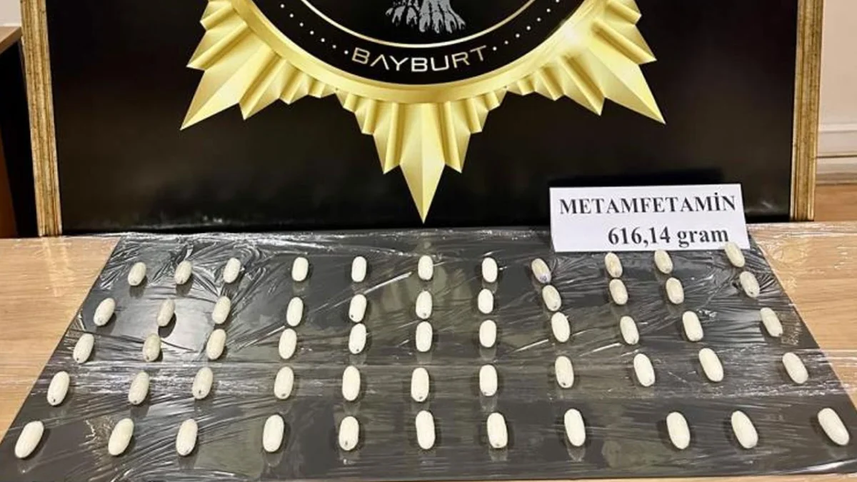 Bayburt’ta 616 gram metamfetamin ele geçirildi