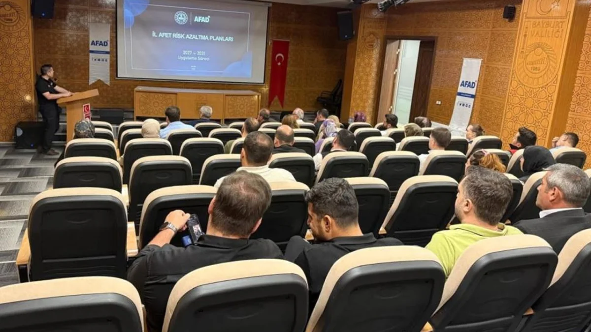 Bayburt’ta afet risklerini azaltmak için İRAP toplantısı