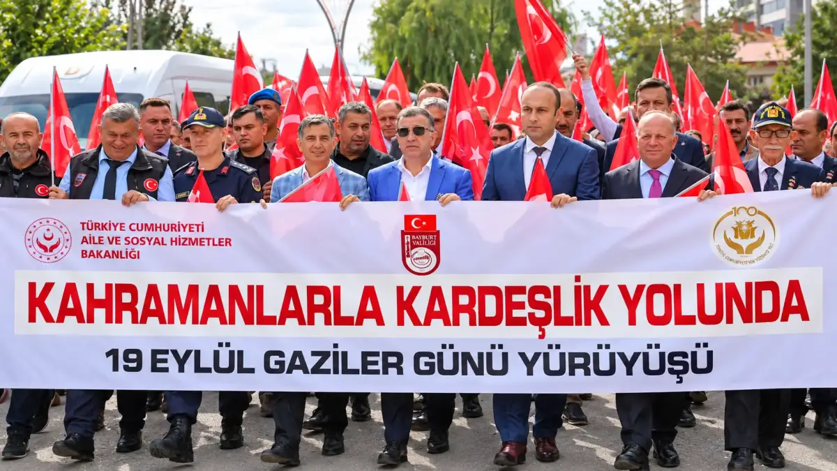 Bayburt’ta Gaziler Günü’nde anlamlı yürüyüş