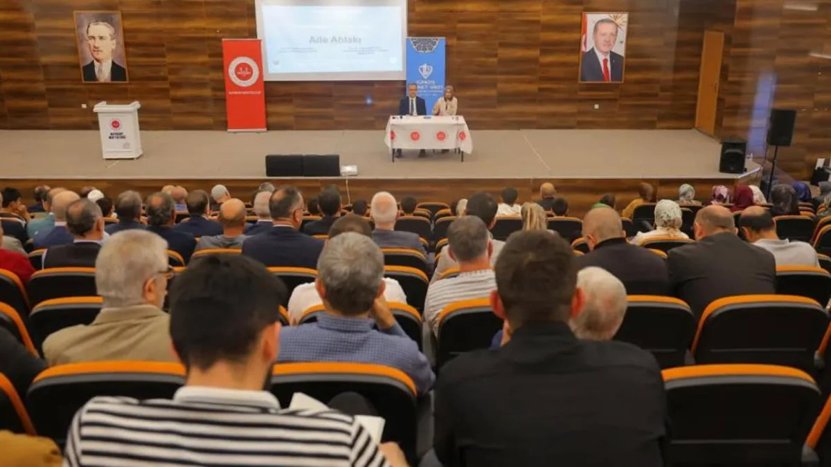 Bayburt’ta Mevlid-i Nebi Haftası’nda Aile Ahlakı Konferansı