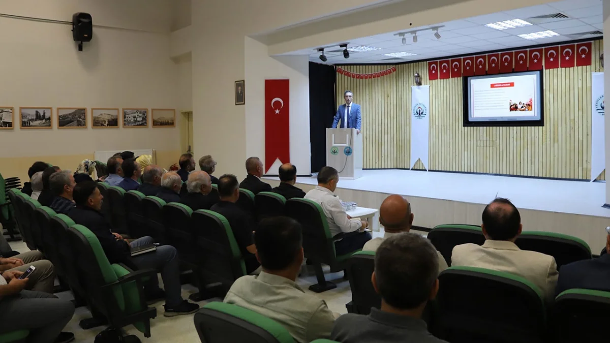 Bayburt’ta okul müdürleri yeni eğitim yılı için toplandı