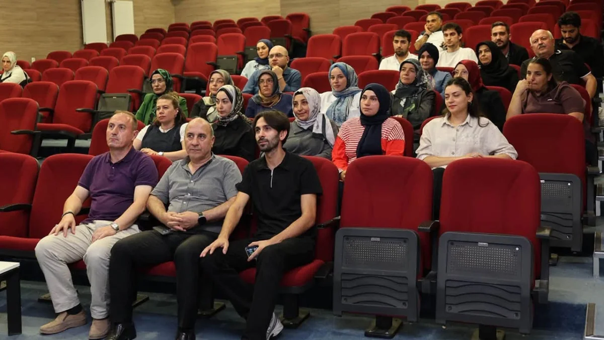 Bayburt’ta sağlık çalışanlarına liderlik eğitimi düzenlendi