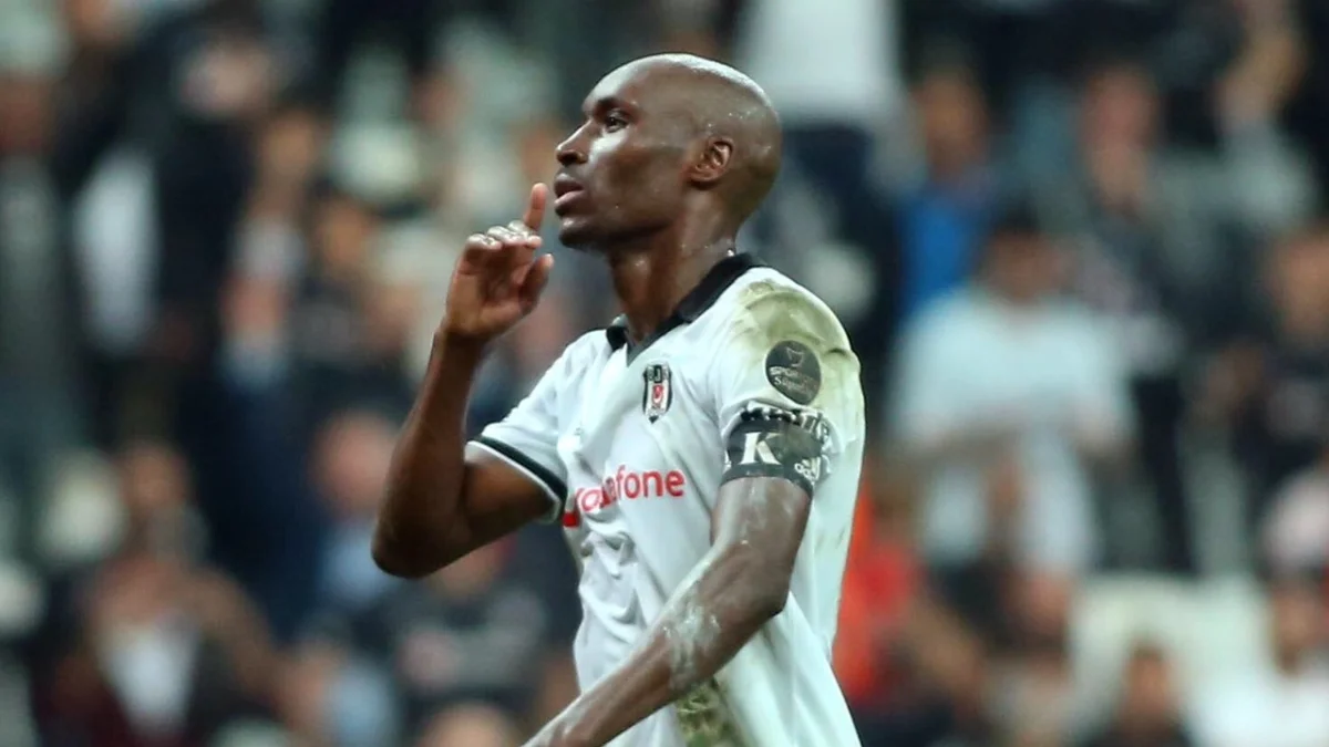 Beşiktaşlı eski futbolcudan Salah itirafı: "Bu ülkede olması inanılmaz"