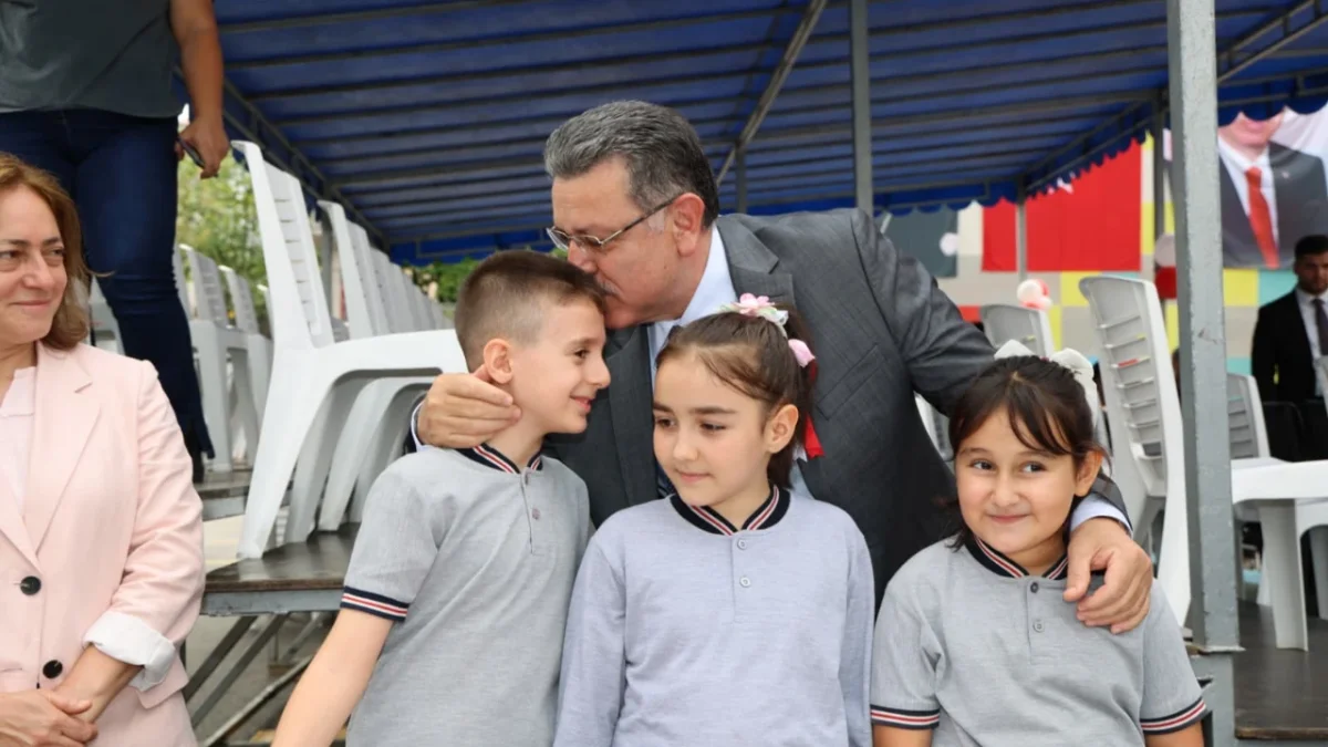 Çocuğun talebiyle harekete geçildi! Başkan genç müjdeyi duyurdu: “Sözümüz söz”