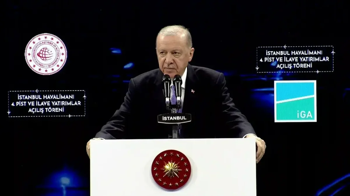 Cumhurbaşkanı Erdoğan’dan Trabzon’a havalimanı müjdesi! İstanbul’da yeniledi
