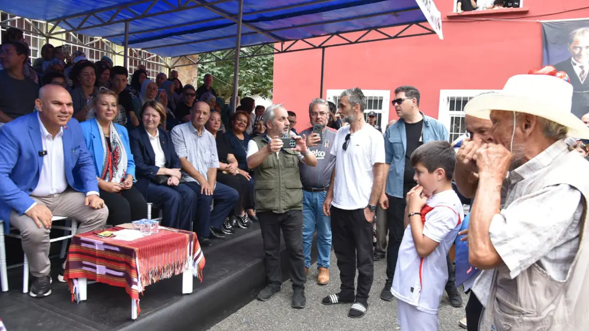 Giresun’da ıslık dili festivali renkli görüntülere sahne oldu