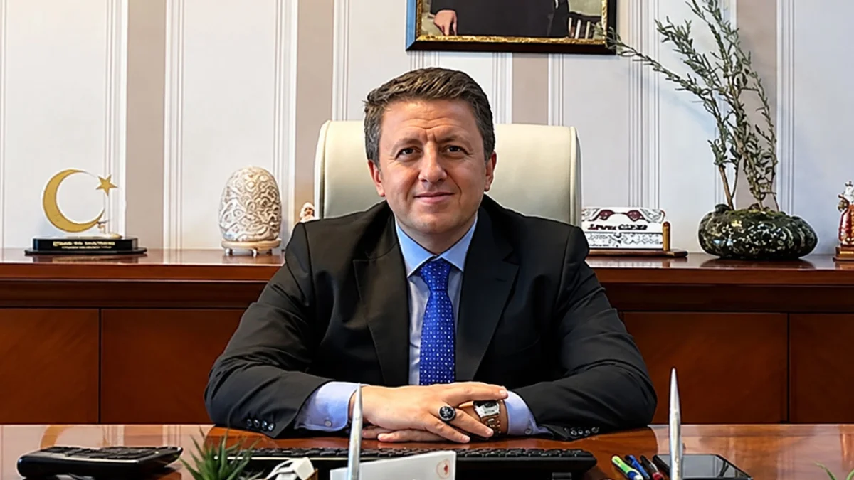Kahraman Akdoğan kimdir? KTÜ mezunu müdürün kariyeri