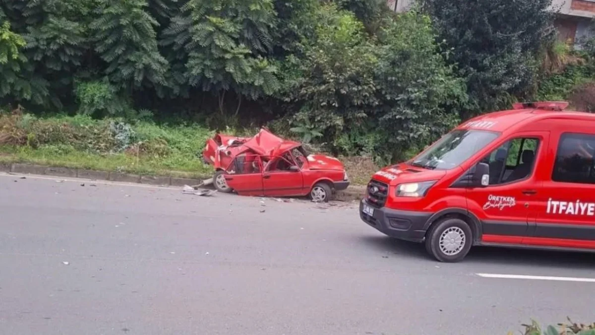 Karadeniz Sahil Yolu’nda feci kaza! 1’i ağır 2 yaralı
