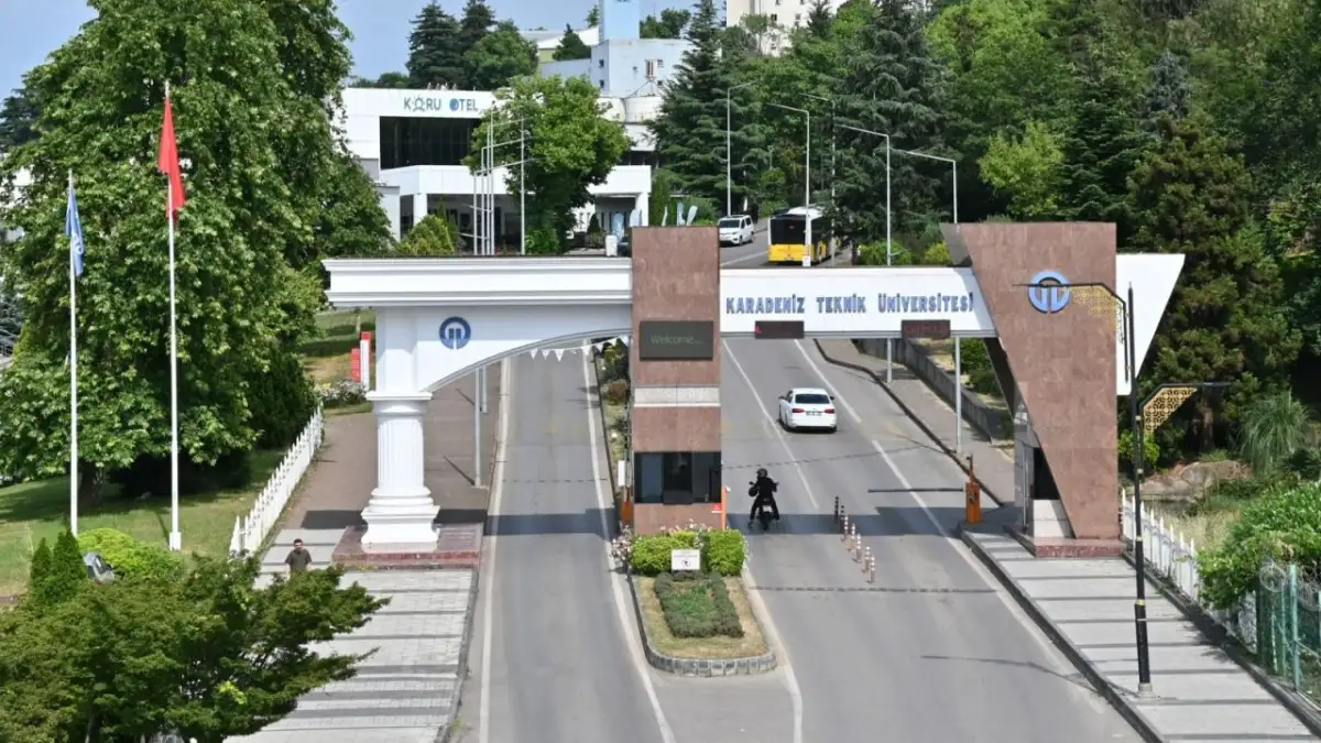 KTÜ’de açığa alınan akademisyenle ilgili Çuvalcı’dan açıklama