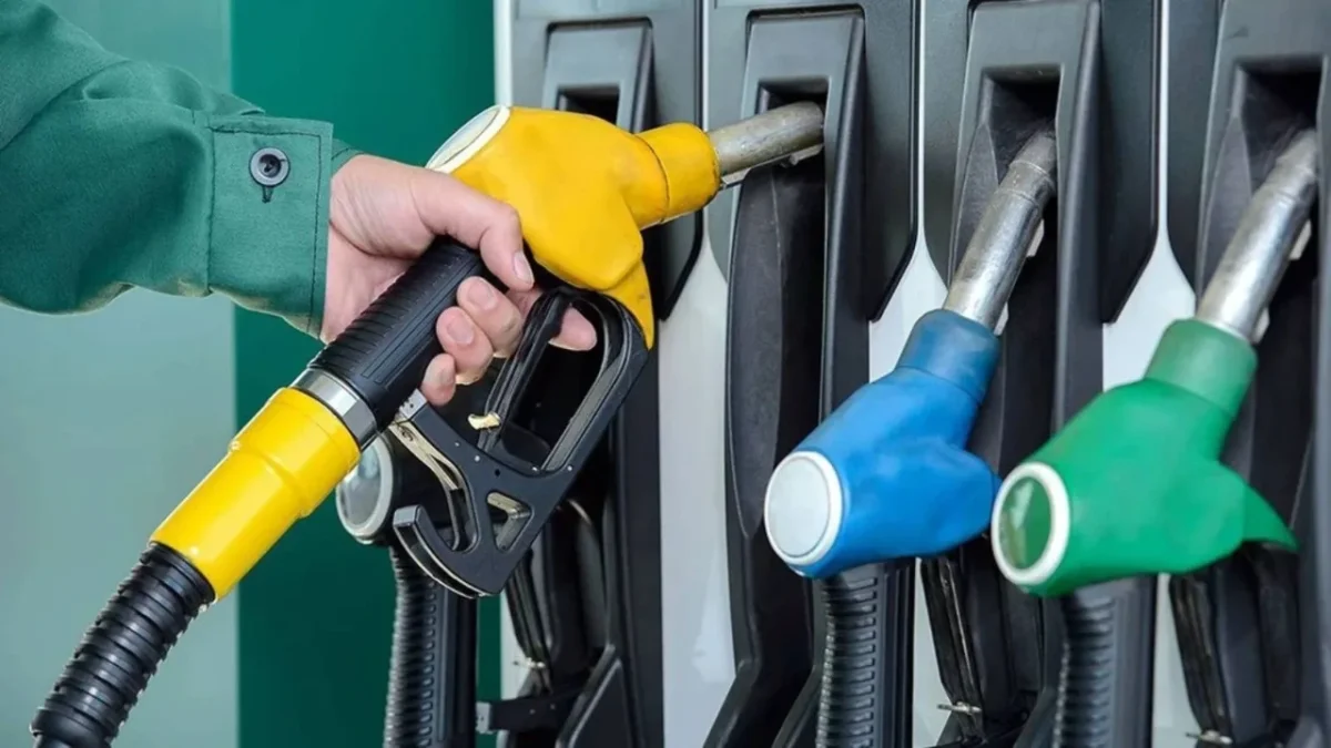 Motorine rekor zam beklentisi! Yarın Akaryakıt tabelaları değişebilir