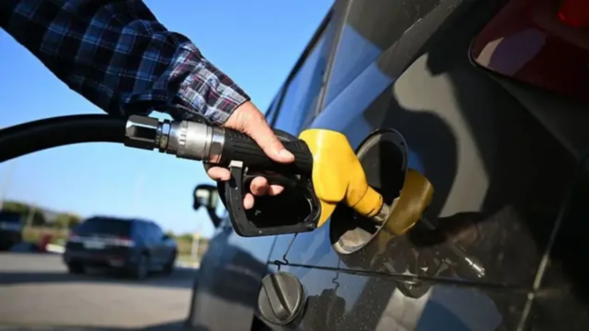 Motorine zam geliyor: Gece yarısından itibaren geçerli olacak