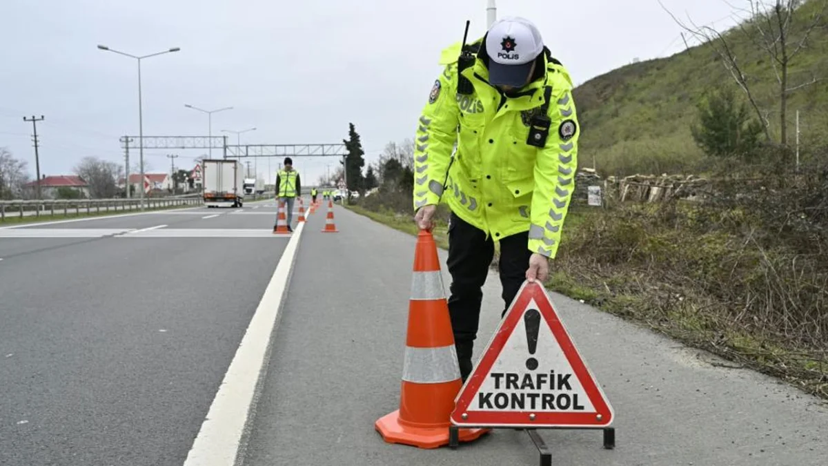 Ordu’da trafik denetimlerinde 2 bin 805 sürücüye işlem